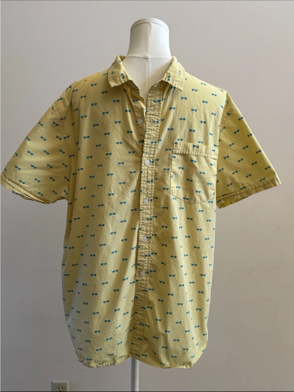 Iron Co Sunglasses Print Shirt XL Yellow Cotton Button Up